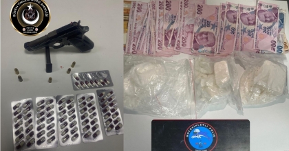 İZMİR'DE ZEHİR TACİRİ 2 KİŞİ YAKALANDI