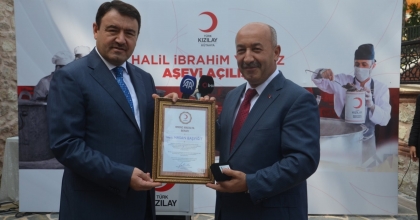 KÜTAHYA’DA EN ÇOK KAN BAĞIŞI YAPAN MEM ÖDÜLLENDİRİLDİ  