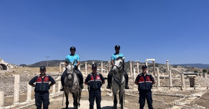 ŞİMDİ DE TRİPOLİS’TELER