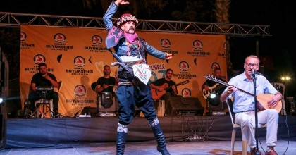 BÜYÜKŞEHİR BELEDİYESİ YAZ KONSERLERİ BAŞLIYOR