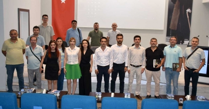 DENİZLİ OSB’DE DİJİTAL DÖNÜŞÜM, GİRİŞİMCİLİK VE YEŞİL SANAYİ DESTEKLERİ ANLATILDI