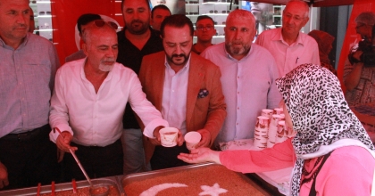 MHP’DEN 2 BİN 500 KİŞİLİK AŞURE İKRAMI