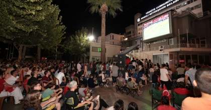 MİLLİ MAÇ HEYECANI DEV EKRANDA YAŞANACAK