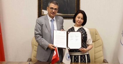 PAÜ VE ALİKHAN BOKEİKHAN ÜNİVERSİTESİ ARASINDA PROTOKOL