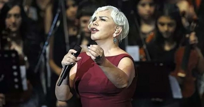 SEZEN AKSU'YA DOLANDIRICI ŞOKU! 220 BİN TL KAPTIRDI