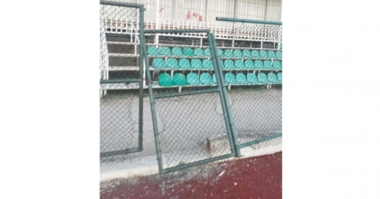 BULDAN’DA STADIN KAPISINI SÖKTÜLER