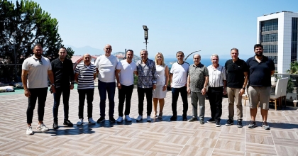 KUŞADASISPOR'DA GÖREV DAĞILIMI BELLİ OLDU