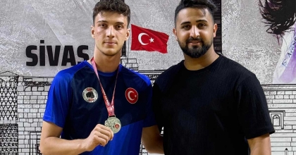 DENİZLİLİ SPORCU TÜRKİYE İKİNCİSİ OLDU