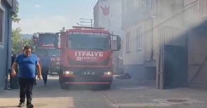 APARTMANDA ÇIKAN YANGIN ENDİŞE YARATTI