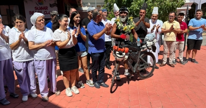 ALMANYA'DAN BİSİKLET İLE FETHİYE'YE GELDİ