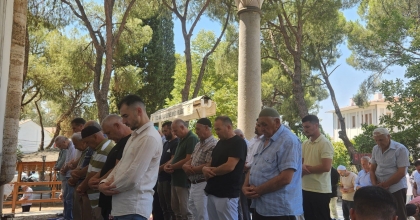 AYDIN'DA İSMAİL HANİYE İÇİN GIYABİ CENAZE NAMAZI KILINDI