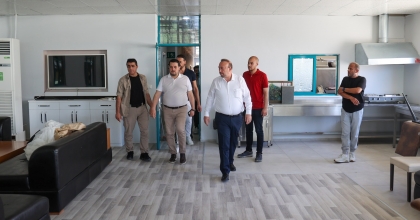 BAŞKAN YALIM, UŞAKSPOR TESİSİNİ ZİYARET ETTİ