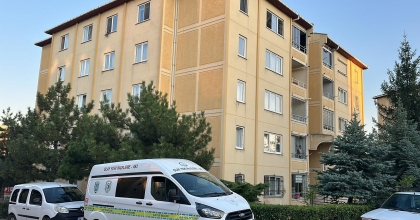 PENCEREDEN DÜŞEN 3 YAŞINDAKİ ÇOCUK HAYATINI KAYBETTİ