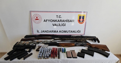 BASKIN YAPILAN EVDEN MP 5 ÇIKTI