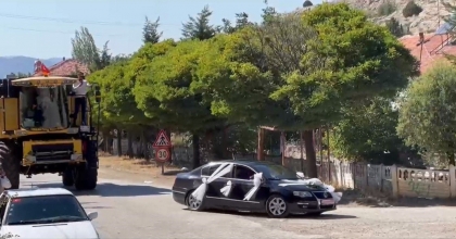 AFYONKARAHİSAR’DA GÖRÜLMEMİŞ DÜĞÜN KONVOYU