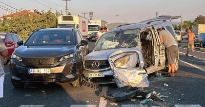 GÖKOVA-KÖYCEĞİZ KARAYOLUNDA KAZA: 9 YARALI   