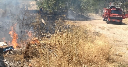 BOŞ ARAZİDE ÇIKAN YANGIN UCUZ ATLATILDI  