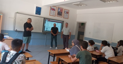 MEZUN OLDUKLARI ORTAOKULDA TECRÜBELERİNİ ANLATTILAR  