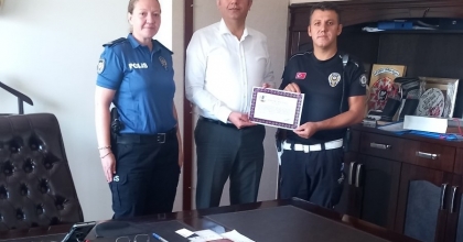 KADINA ŞİDDET OLAYINA MÜDAHALE EDEN POLİSE BAŞARI BELGESİ  