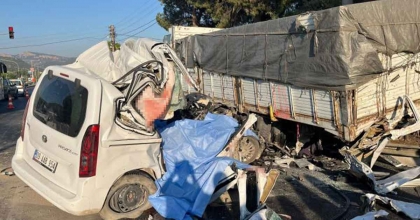 DÜĞÜN DÖNÜŞÜ FECİ KAZA: 4 ÖLÜ