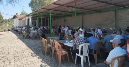 GÖKTEPE HALKI KURAKLIK NEDENİYLE YAĞMUR DUASINA ÇIKTI