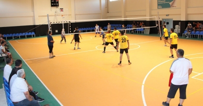 GÜNEY'DE VOLEYBOL TURNUVASI DÜZENLENDİ