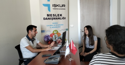 YKS’YE KATILAN ÖĞRENCİLERE İŞKUR DESTEK VERDİ