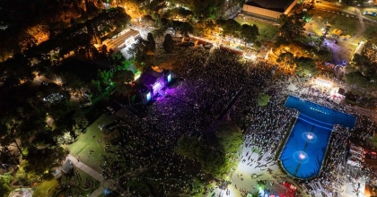 İZMİR'DE 30 AĞUSTOS COŞKUSU MERT DEMİR’LE YAŞANDI