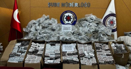 İZMİR'DE DEV UYUŞTURUCU OPERASYONU