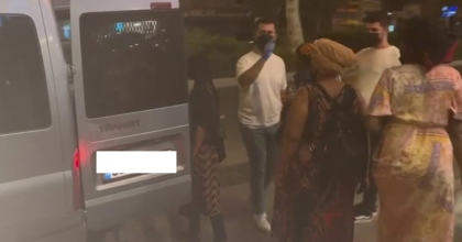 İZMİR'DE KAYIT DIŞI VE VİZESİZ 13 GÖÇMEN YAKALANDI  