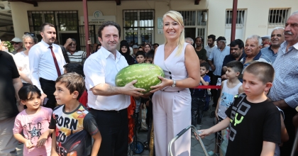 KARPUZ ÜRETİCİSİNE DESTEK SÜRÜYOR