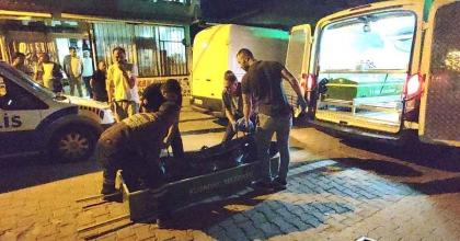 KUŞADASI'NDA İŞ YERİNDE ÖLÜ BULUNDU