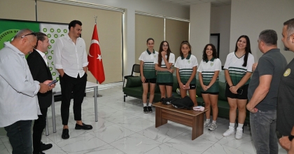 MANİSA BÜYÜKŞEHİR BELEDİYESPOR HENTBOLDA DA İDDİALI