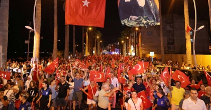 MARMARİS'TE 30 AĞUSTOS ZAFER BAYRAMI COŞKUYLA KUTLANDI