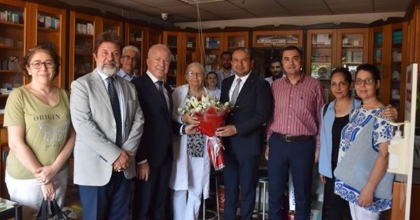 MESLEĞİNDE 50 YILINI DOLDURAN ECZACI ONURLANDIRILDI  