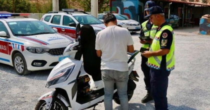 MUĞLA İL JANDARMA KOMUTANLIĞI'NDAN MOTOSİKLET VE MOTORLU BİSİKLET DENETİMİ