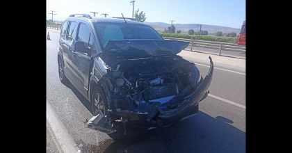 AFYONKARAHİSAR’DA TRAFİK KAZASI: 6 KİŞİ YARALANDI