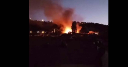 KÜTAHYA'DA TARİHİ AHŞAP BİNADA KORKUTAN YANGIN  