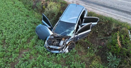 AMBULANSLA OTOMOBİL ÇARPIŞTI