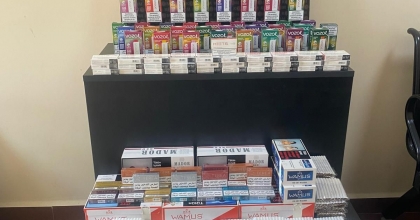 KUŞADASI'NDA KAÇAK SİGARA OPERASYONU