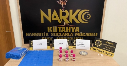 OTOBÜSTE UYUŞTURUCU İLE YAKALANDILAR