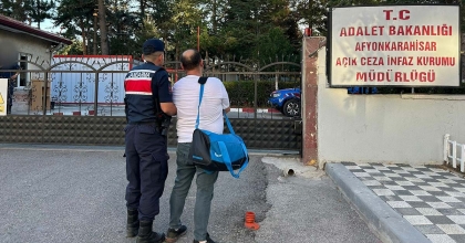 AFYON’DA 3 SUÇ KAYDI İLE ARANAN ŞAHIS YAKALANDI