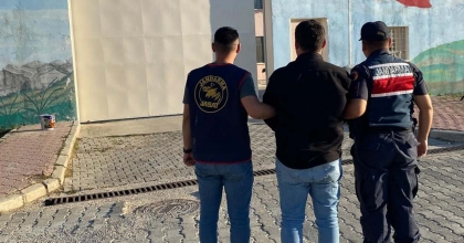 AFYONKARAHİSAR’DA KAÇAK HIRSIZ YAKALANDI