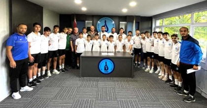 BELEDİYE KÜTAHYASPOR YEŞİLAY KULÜBÜ İLE PROTOKOL İMZALADI