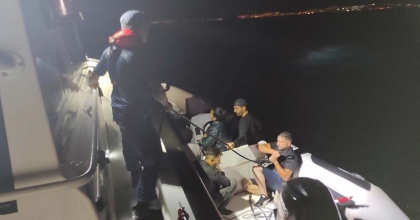 BODRUM'DA 90 DÜZENSİZ GÖÇMEN YAKALANDI: 1 GÖZALTI