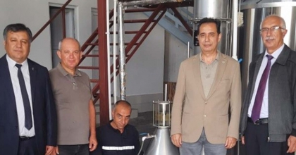 DPÜ TAVŞANLI'DA LAVANTA HASADI YAPILARAK YAĞI ÇIKARTILDI