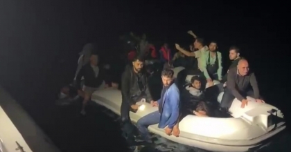 DALAMAN AÇIKLARINDA 22 DÜZENSİZ GÖÇMEN KURTARILDI