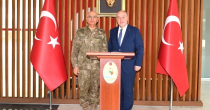 EGE ORDU KOMUTANI DENİZLİ'DE