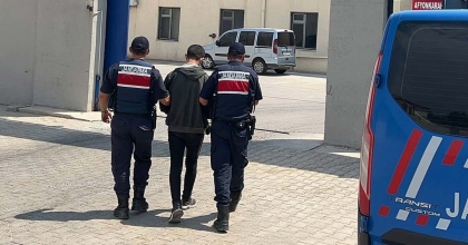 FİRARİ KATİL ZANLISINA JANDARMADAN OPERASYON