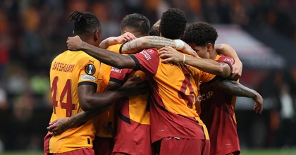 GALATASARAY, UEFA AVRUPA LİGİ’NE 3 PUANLA 